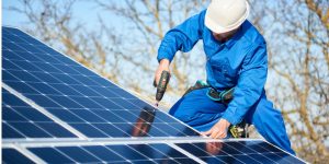 Installation Maintenance Panneaux Solaires Photovoltaïques à Cesset